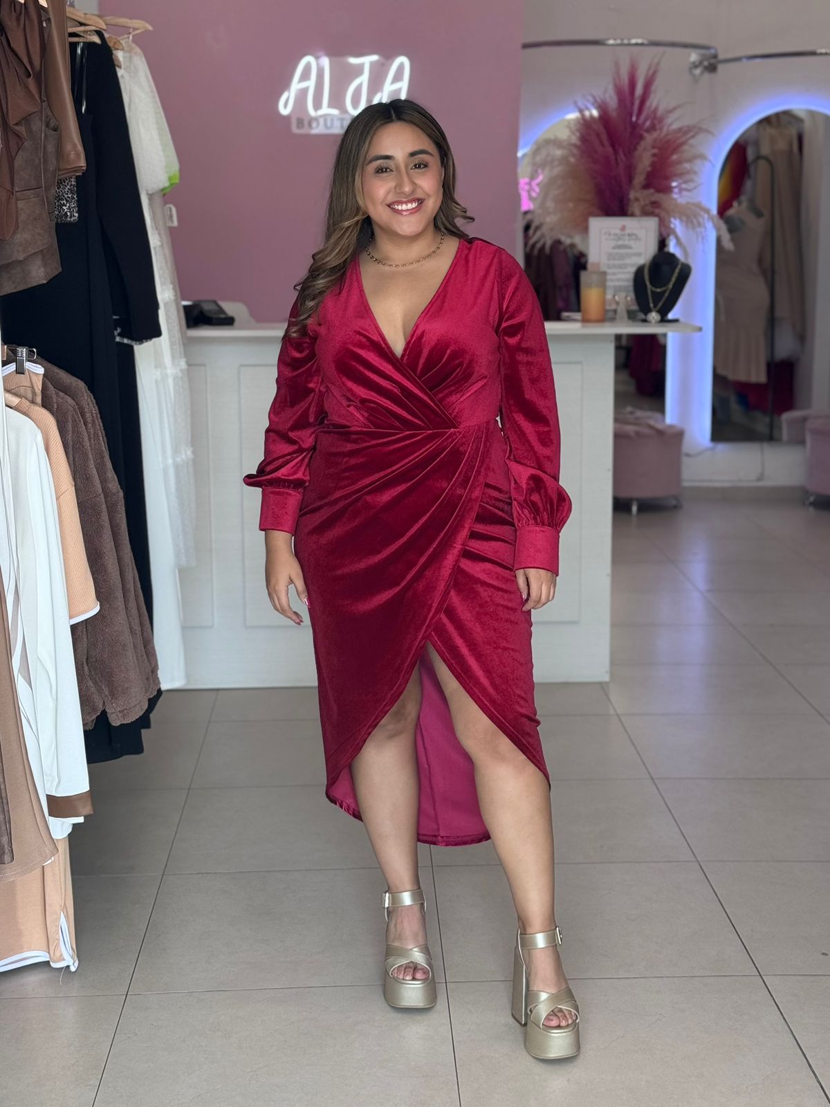Vestido V terciopelo manga larga